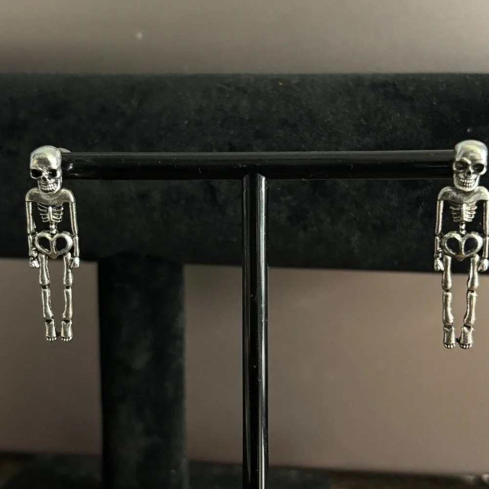 Silver Skeleton Drop Earrings Moveable Head Gothic Halloween Jewelry